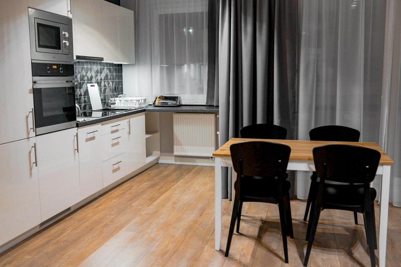Crystal Guesthouse Warsaw Ngoại thất bức ảnh