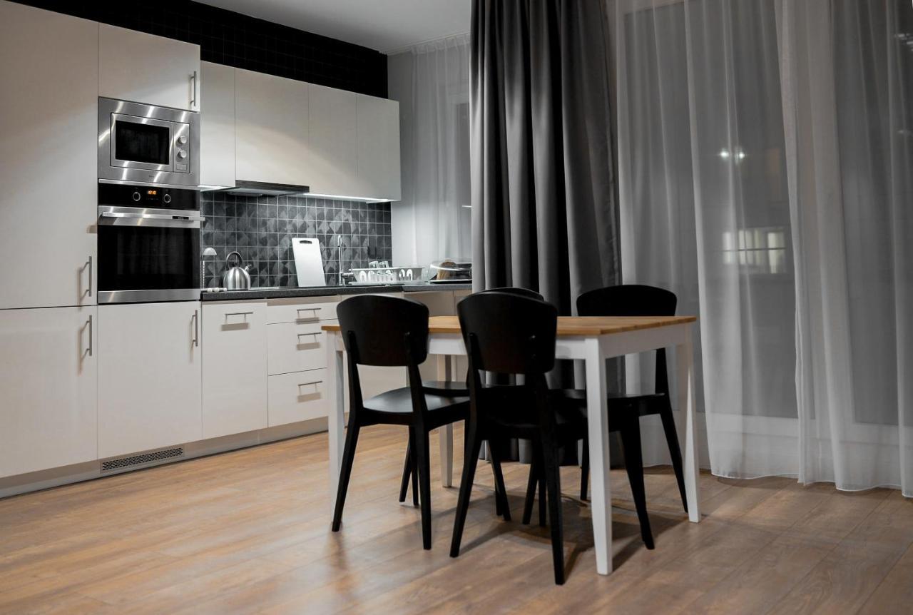 Crystal Guesthouse Warsaw Ngoại thất bức ảnh